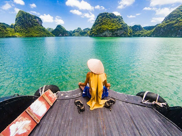 Why Halong Bay Remains Vietnam’s Top Cruise Destination in 2026 | Aqua of the Sea Cruise